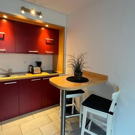 Dubb Yourhosthelper Apartman Caen Kültér fotó